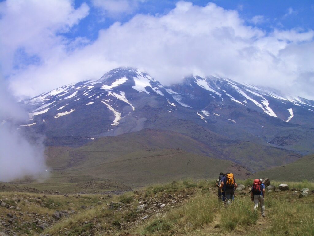 Agri Travel Guide – Attractions, Transport, Best Time to Visit